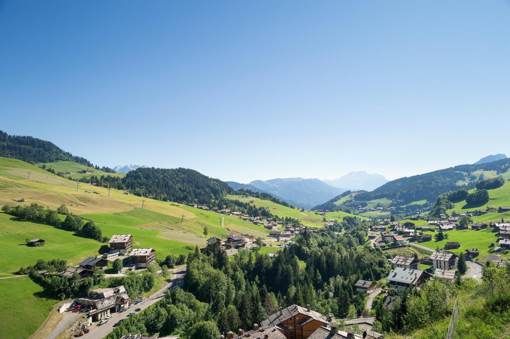 Mgm Hotels & Residences - Residence Le Roc Des Tours Le Grand-Bornand Exterior photo